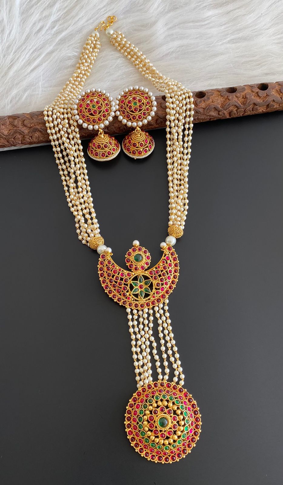 Antique gold tone Kemp-green sun-moom pearl necklace set DJ23357
