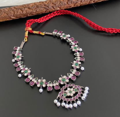 Black finish precious kemp-green-white pearl mango necklace dj-53948