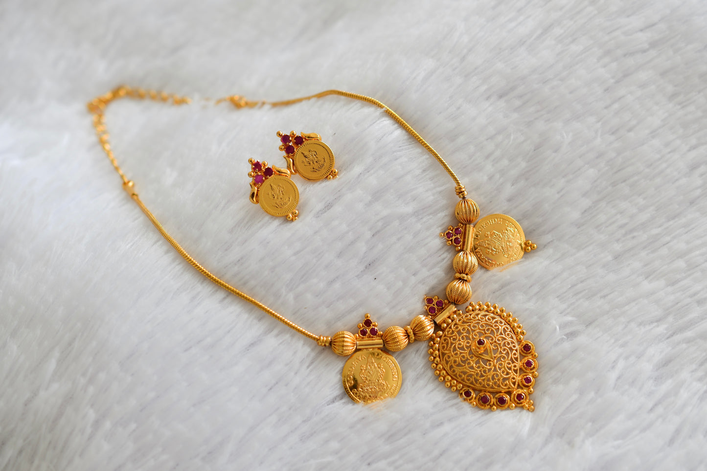 Gold tone kerala style ruby lakshmi coin necklace set dj-52684