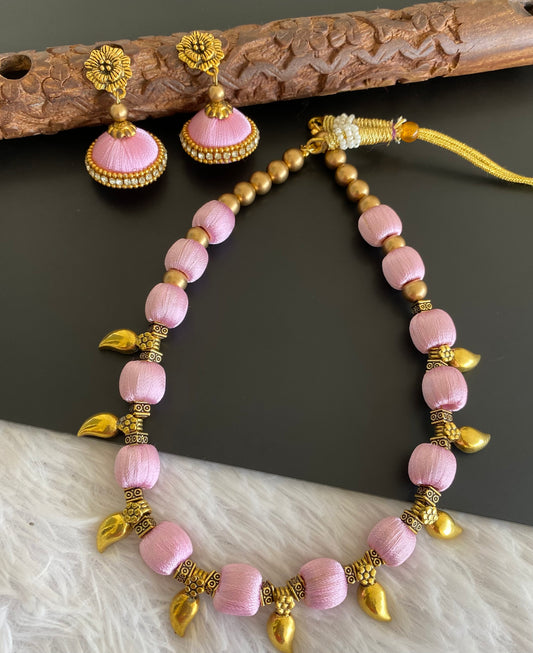 Antique gold tone silk thread pink mango necklace set dj-52934