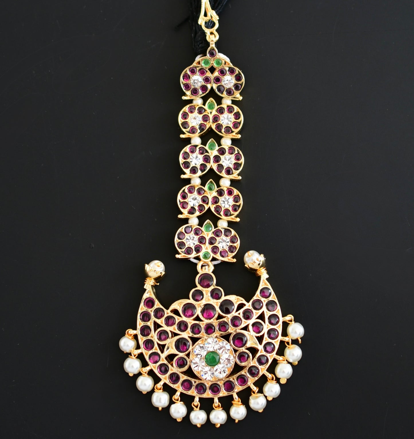 Gold tone precious kemp pearl mango moon tikka dj-20187