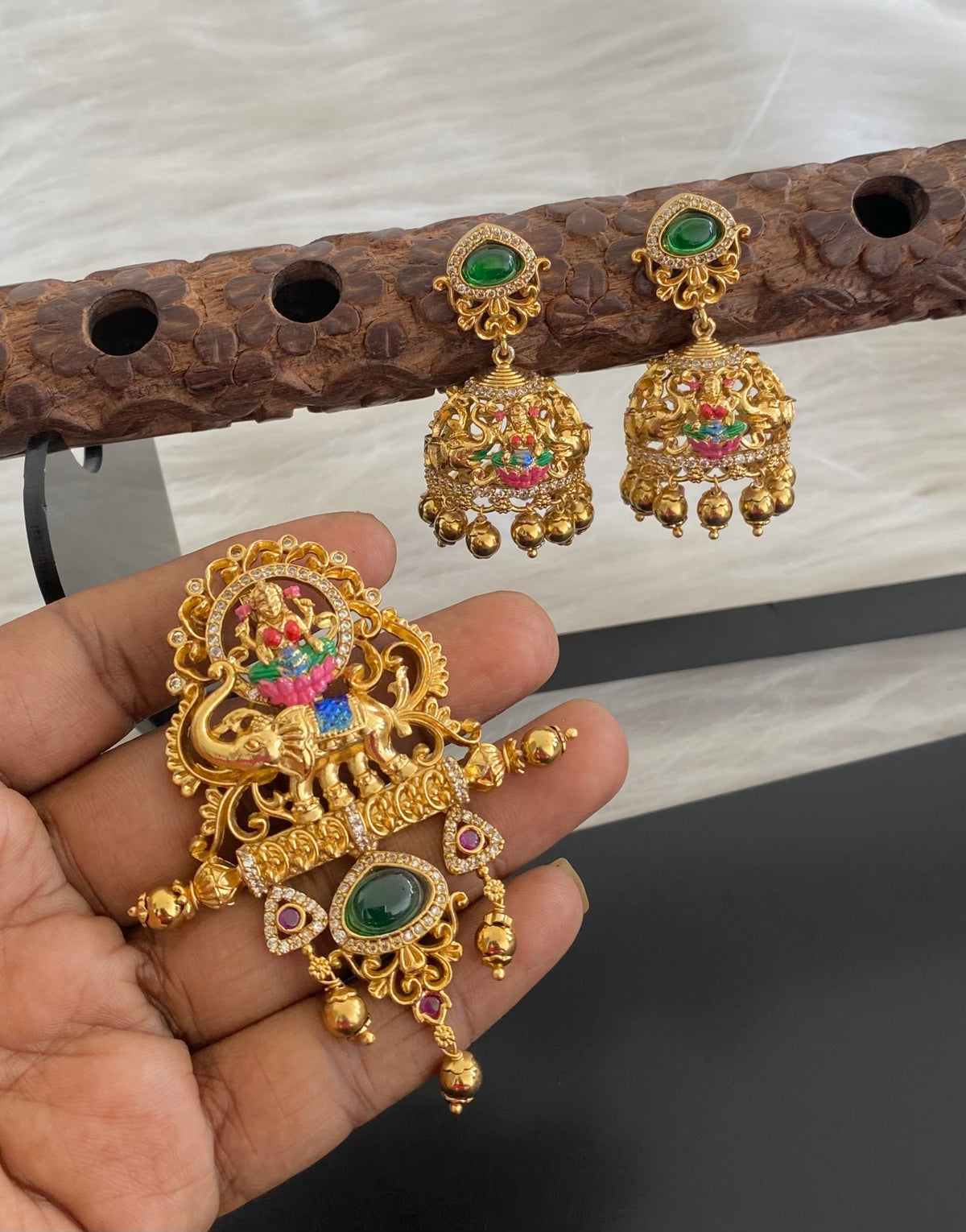 Antique gold tone gaja lakshmi meenakari pendant set dj-54744