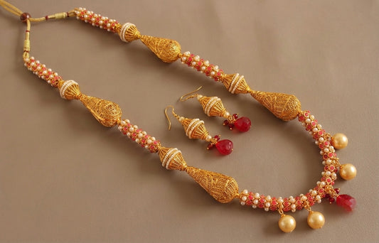 Antique gold tone pink-pearl necklace set-dj07125