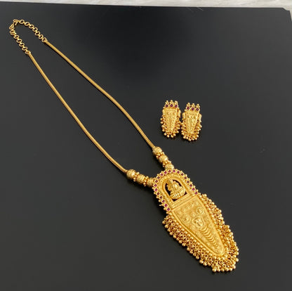 Gold tone kerala style pink stone nettipattam lakshmi necklace set dj-55006