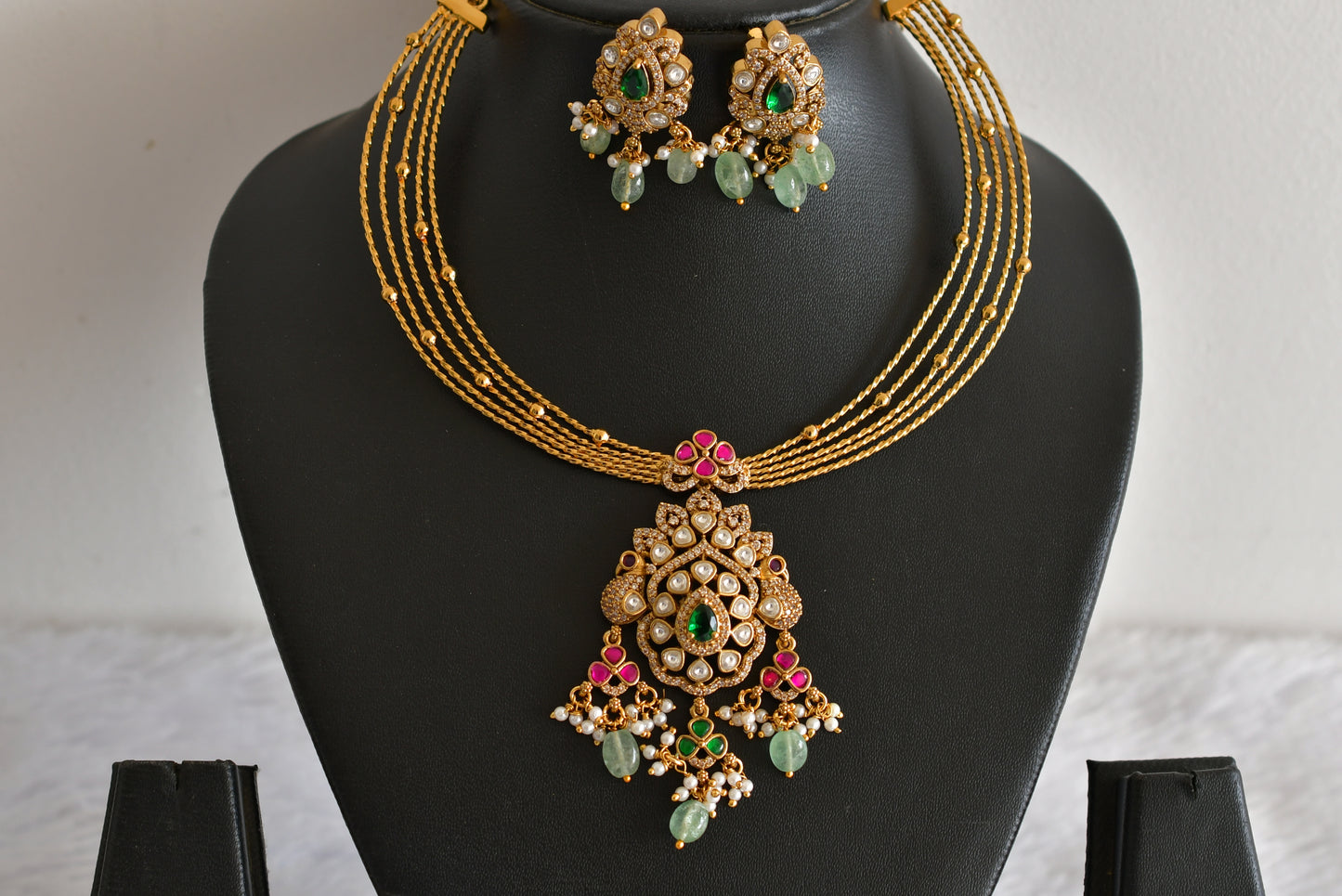 Antique gold tone pink-green kundan jadau kante necklace set dj-52424