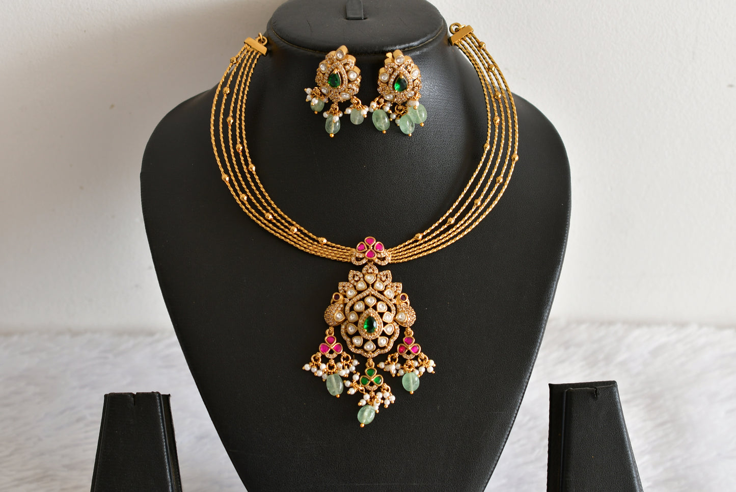 Antique gold tone pink-green kundan jadau kante necklace set dj-52424