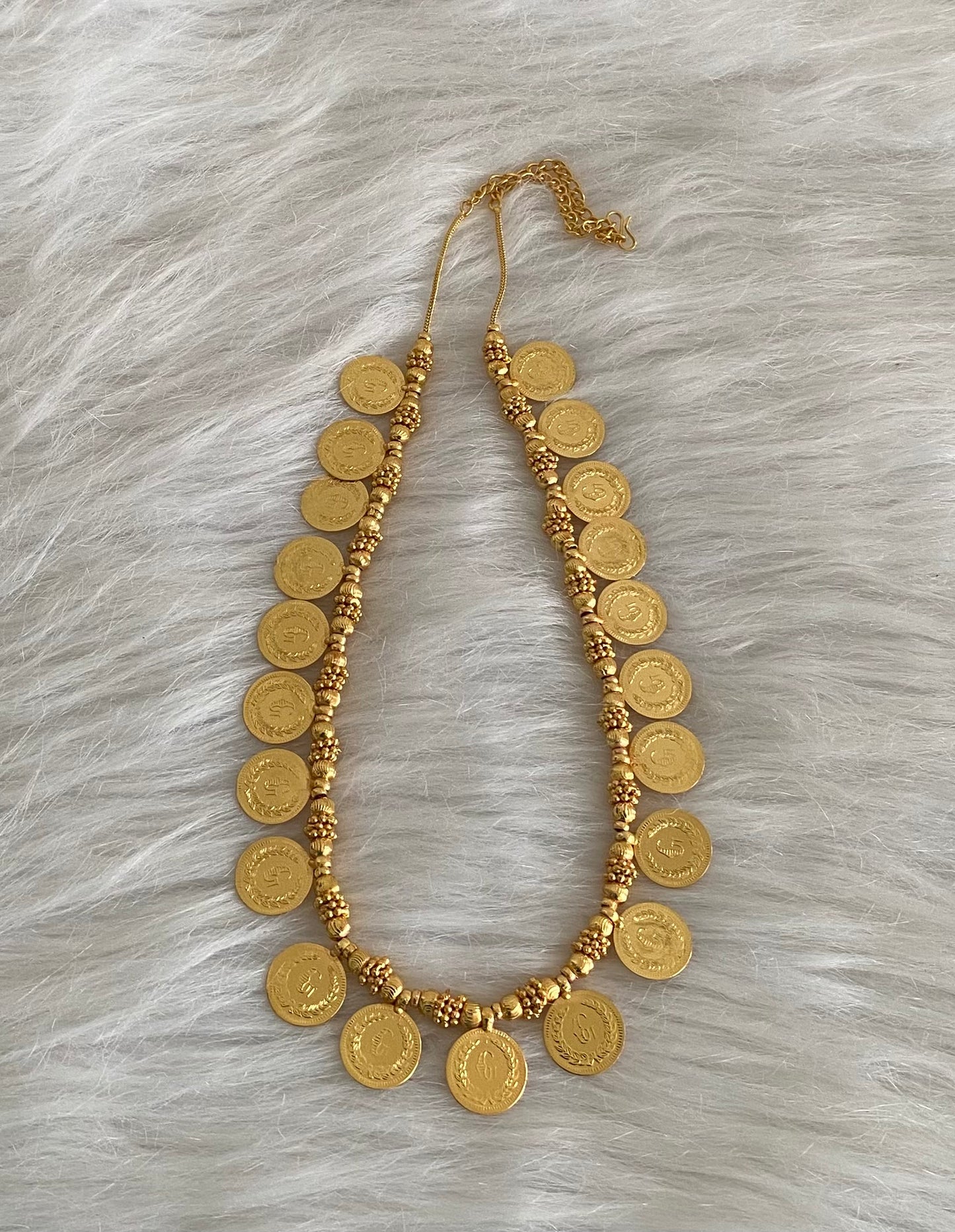 Gold tone pink stone lakshmi coin short haar dj-54490