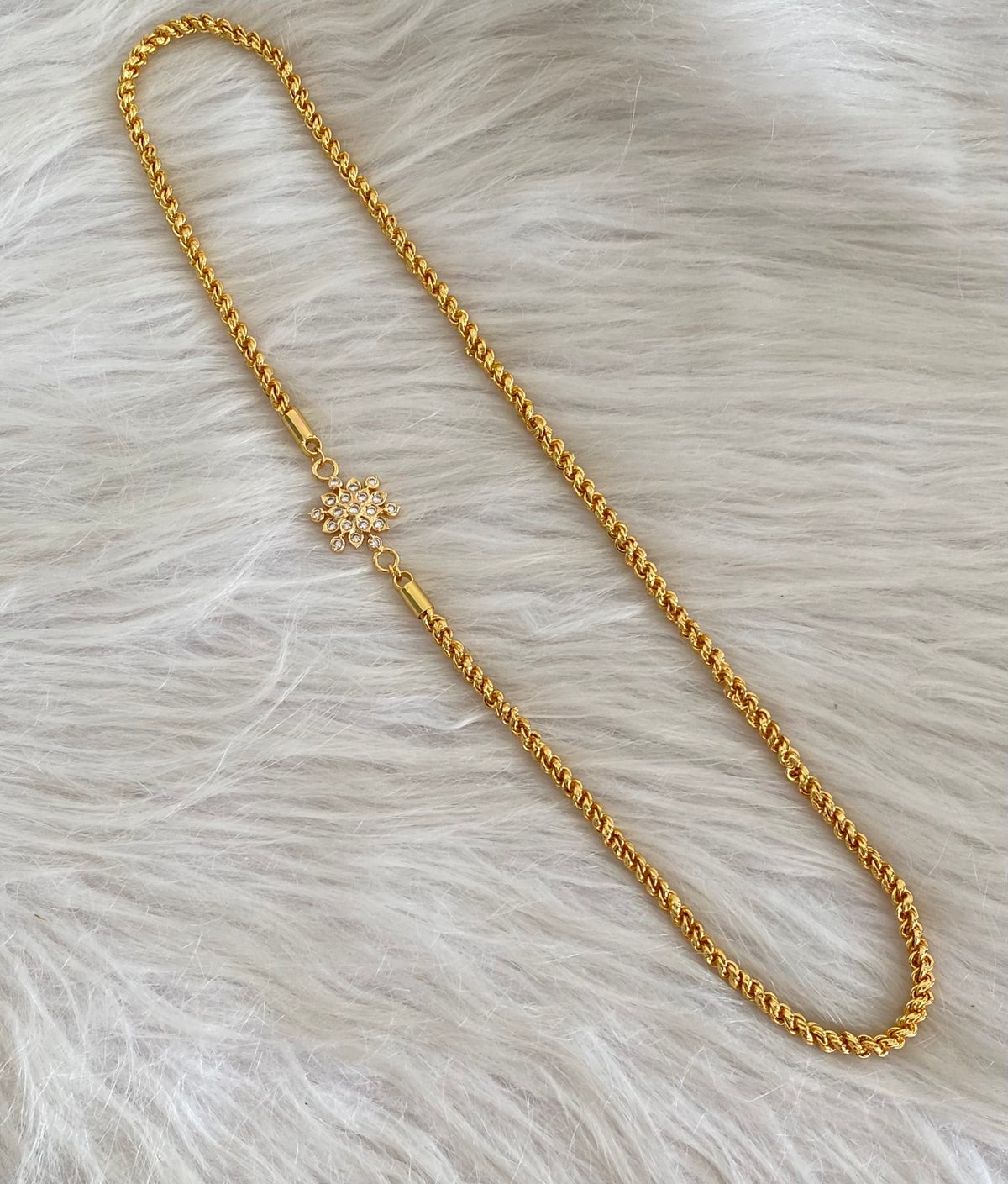 Gold tone white stone flower 24 inches mugappu chain dj-54914