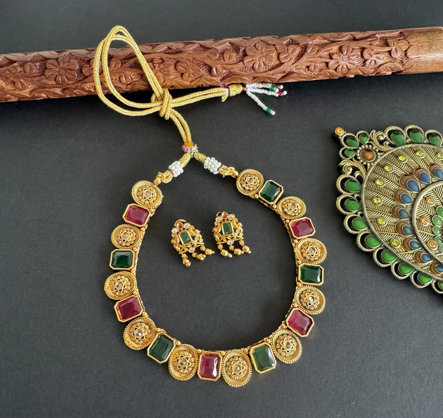 Antique gold tone block ruby-green stone flower necklace set dj-52099
