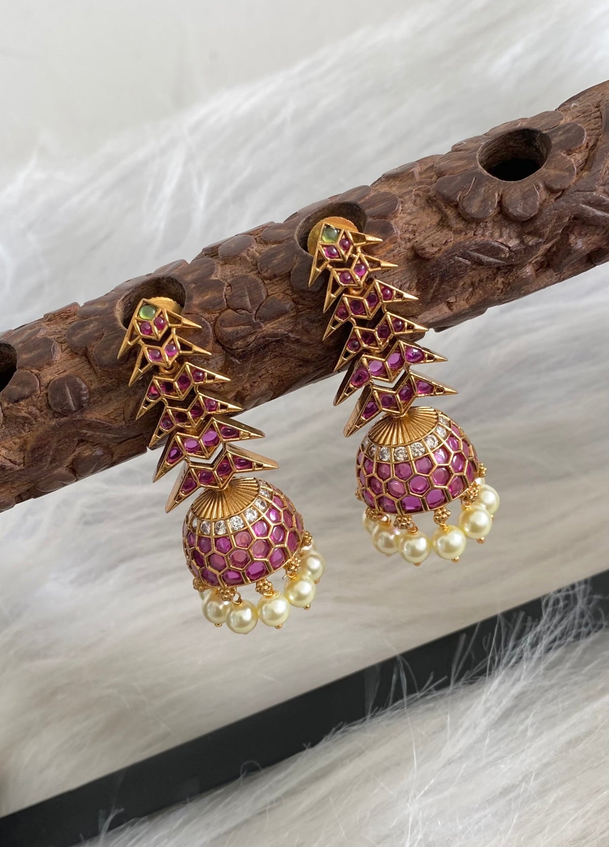 Antique gold tone kemp-green-white stone pearl long jhumkka dj-54637