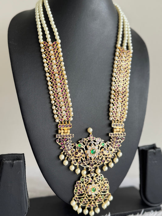 Gold tone precious kemp-green-white pearl flower haar dj-51755