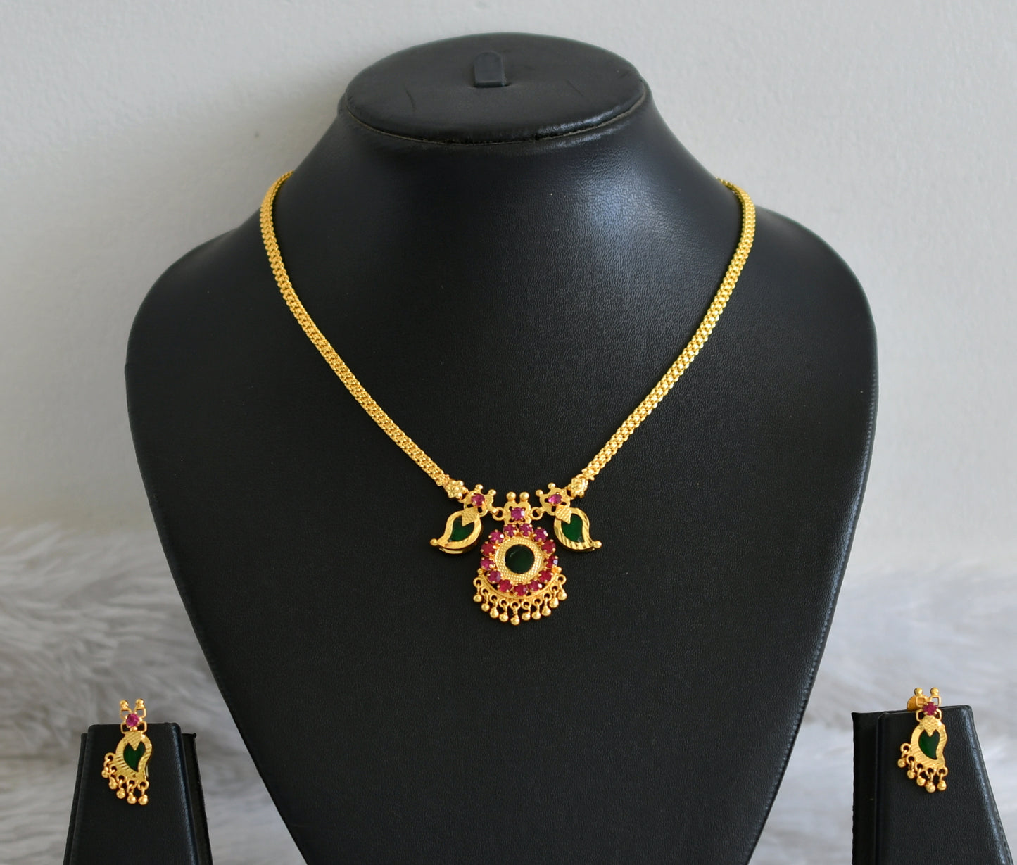 Gold tone pink-green kerala style mango necklace set dj-48764