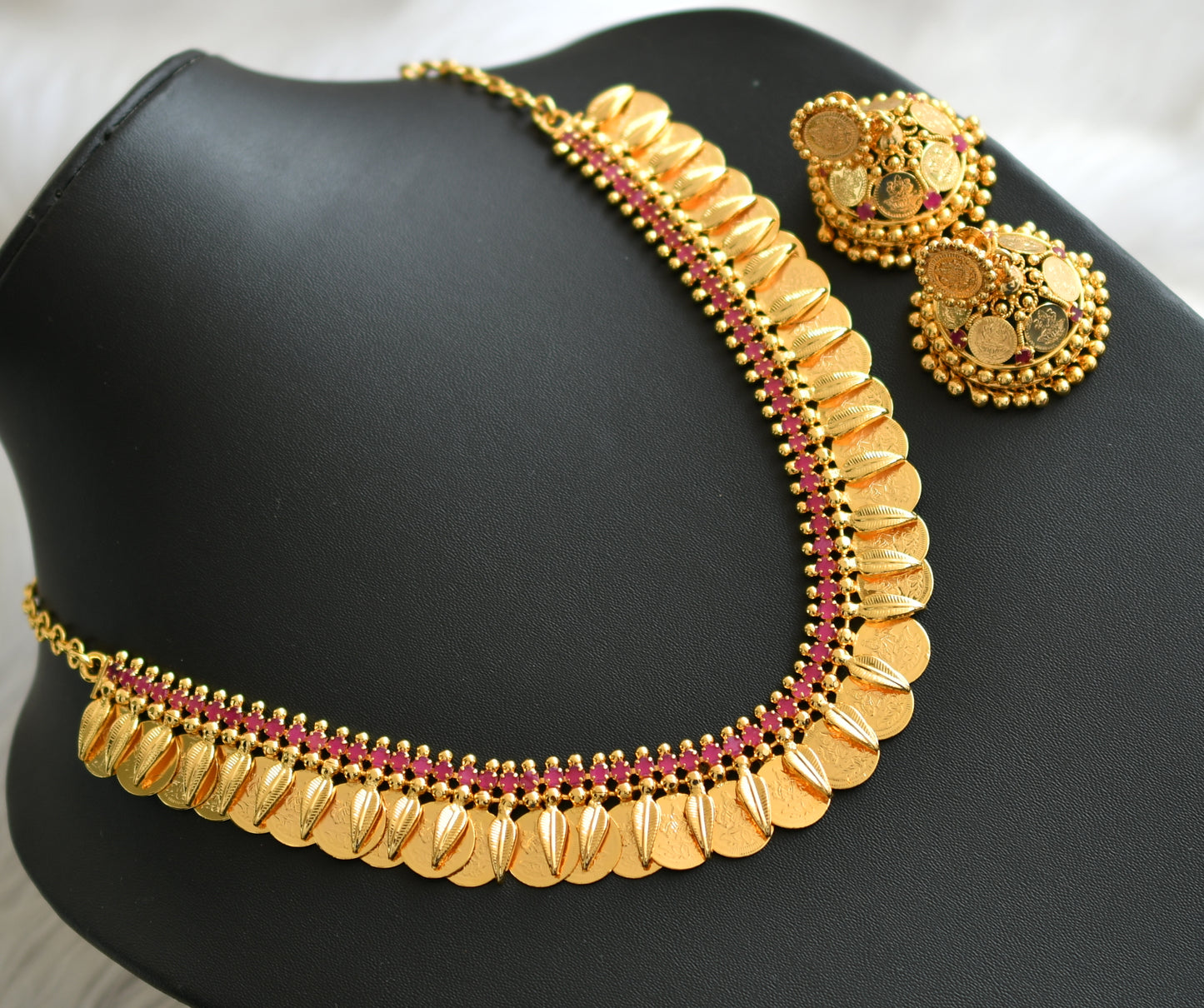 Gold tone pink stone Lakshmi coin Kerala style necklace set dj-42351