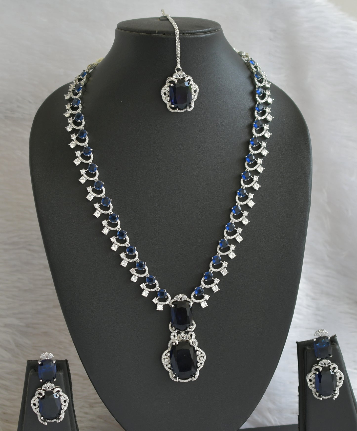 Silver tone cz blue stone short haar set dj-46986