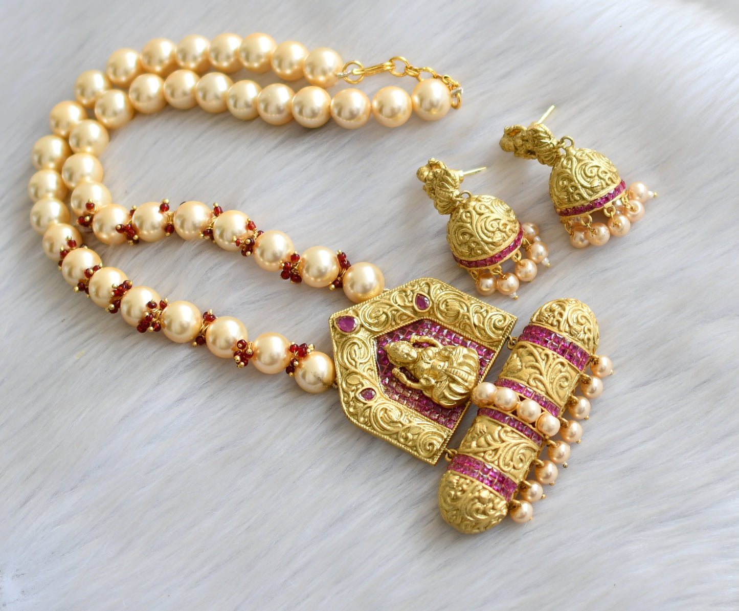 Matte finish pink stone pearl Lakshmi necklace set dj-42346