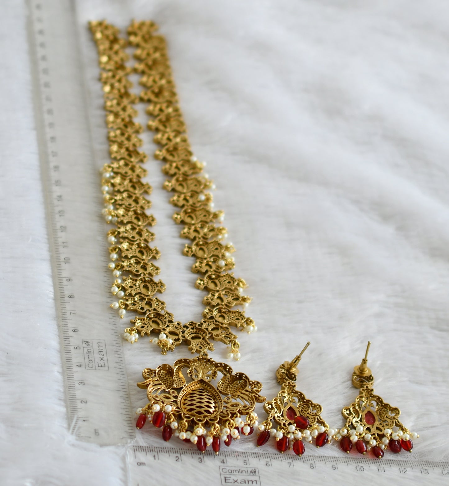 Antique gold tone cz white-red pearl cluster beaded victorian peacock haar set dj-48750