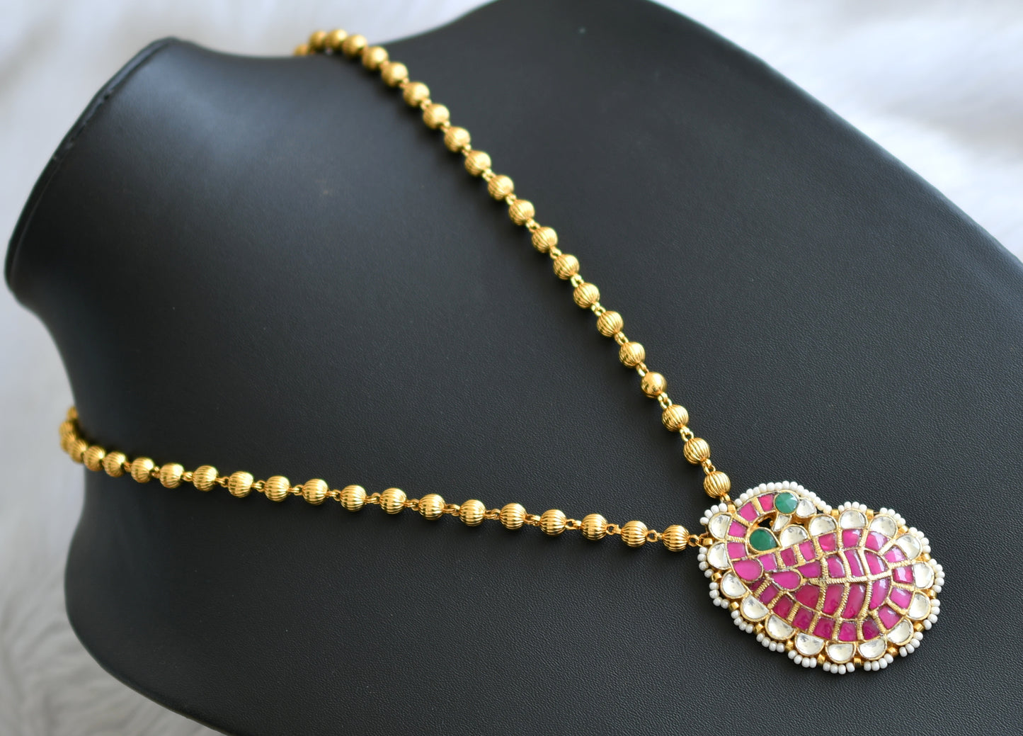 Gold tone pink-green-white kundan jadau mango Hasli necklace dj-42357