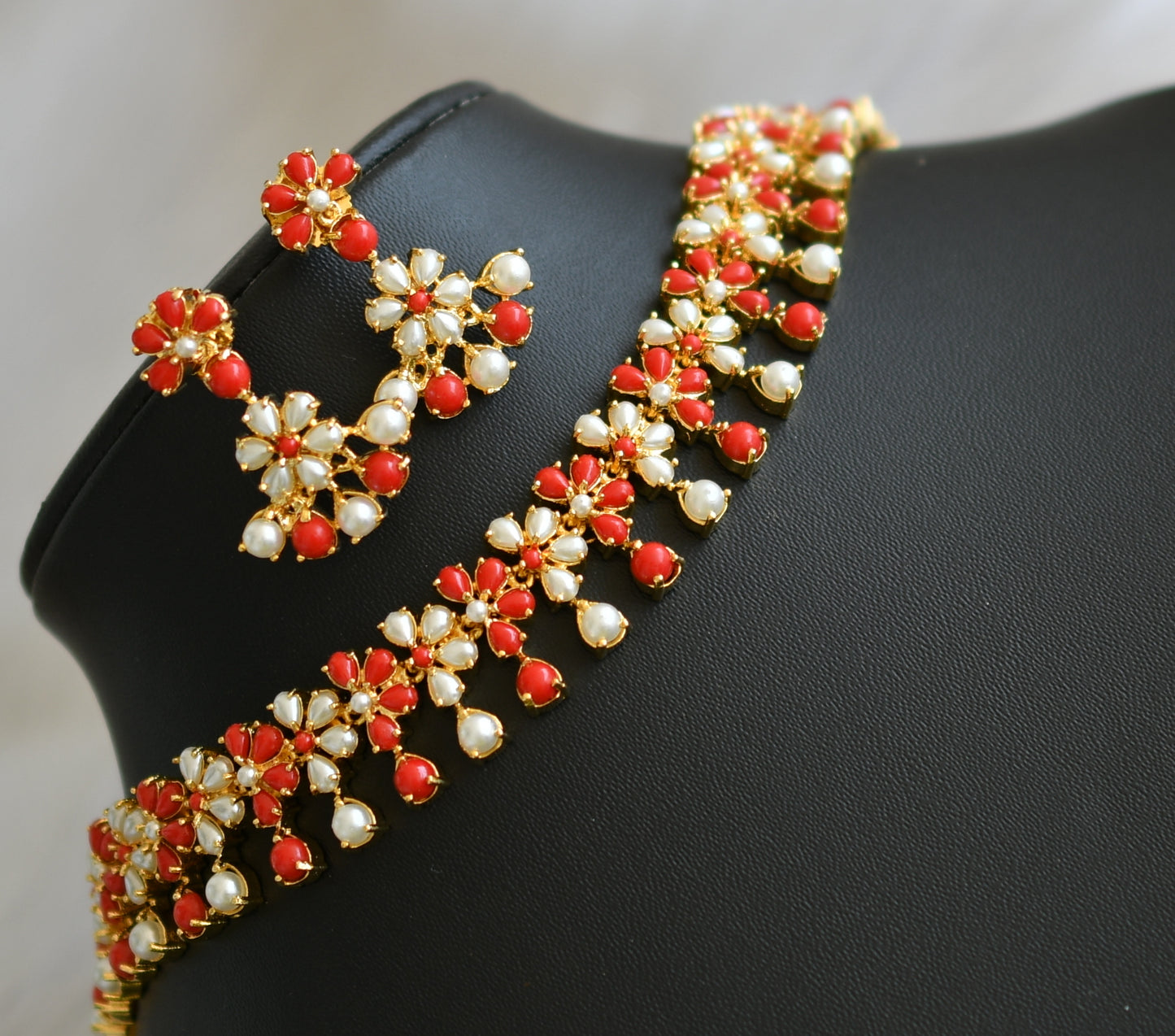 Gold tone pearl-coral stone necklace set dj-42373