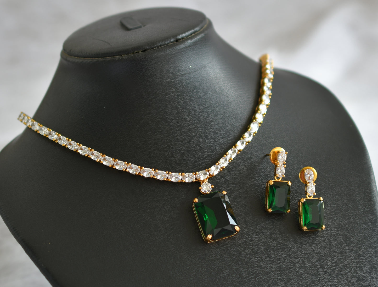 Matte finish cz white-green block stone necklace set dj-47013