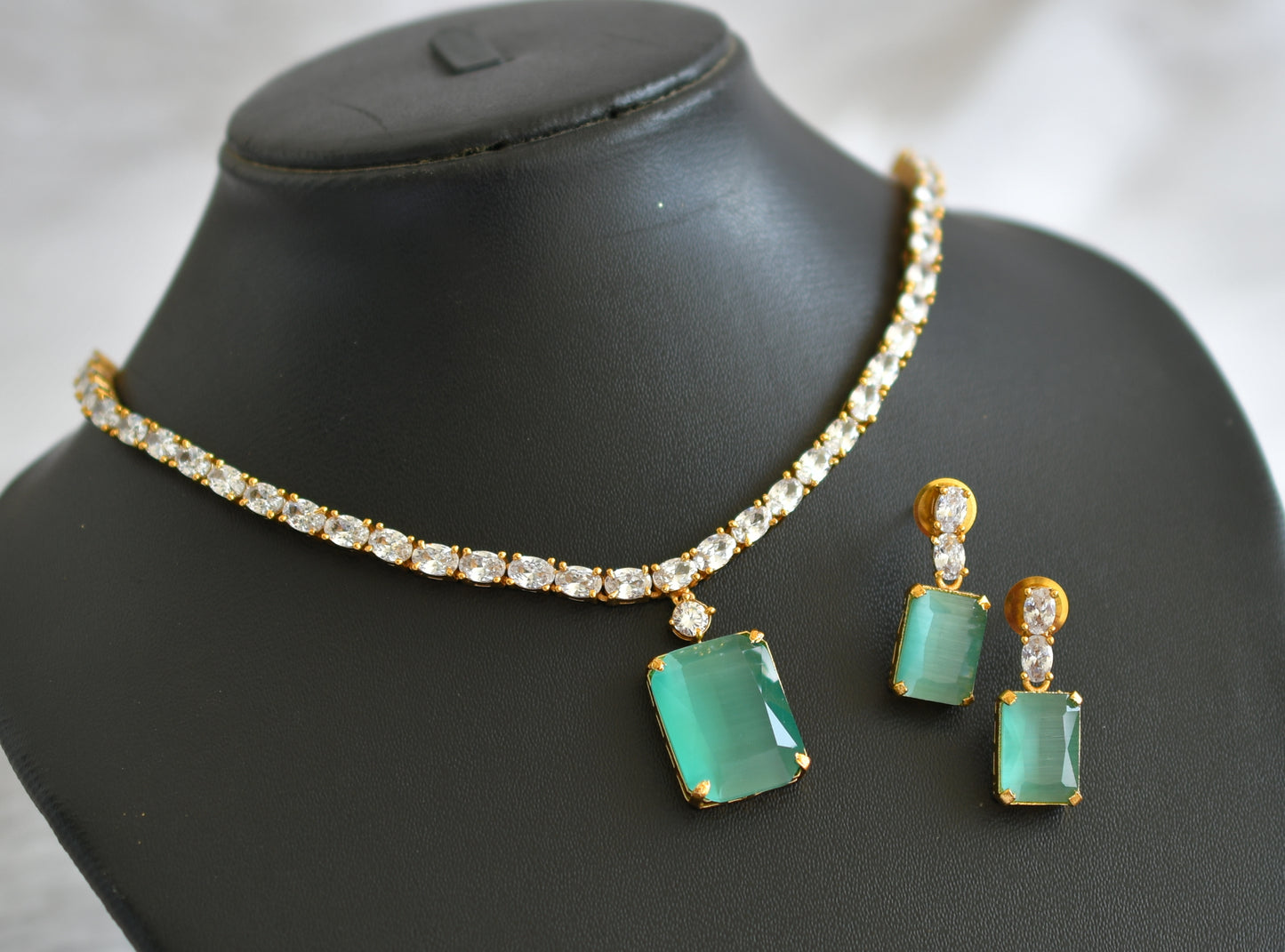 Matte finish cz white-sea green block stone necklace set dj-47016