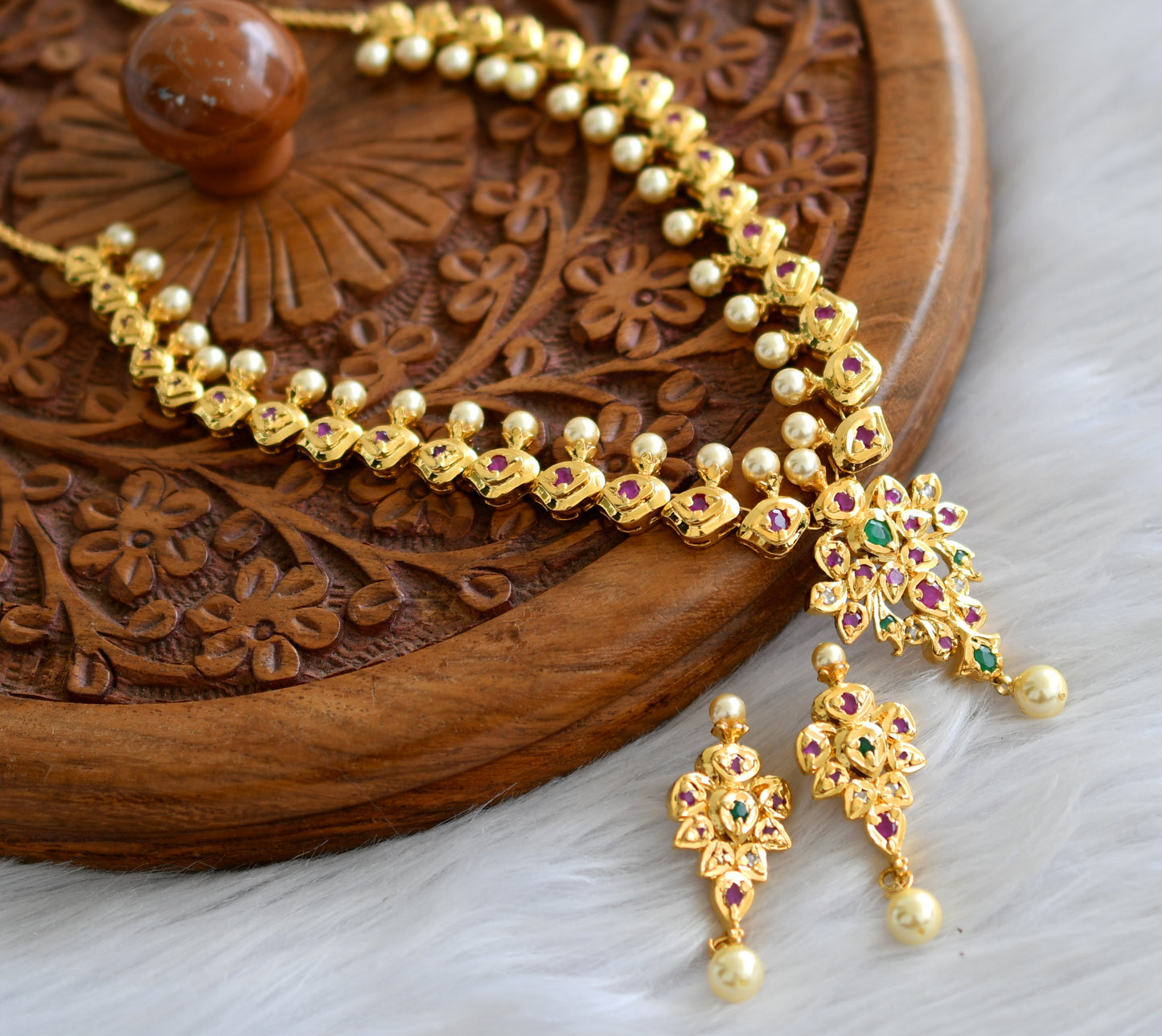 Gold tone ruby-green pearl necklace set dj-02012