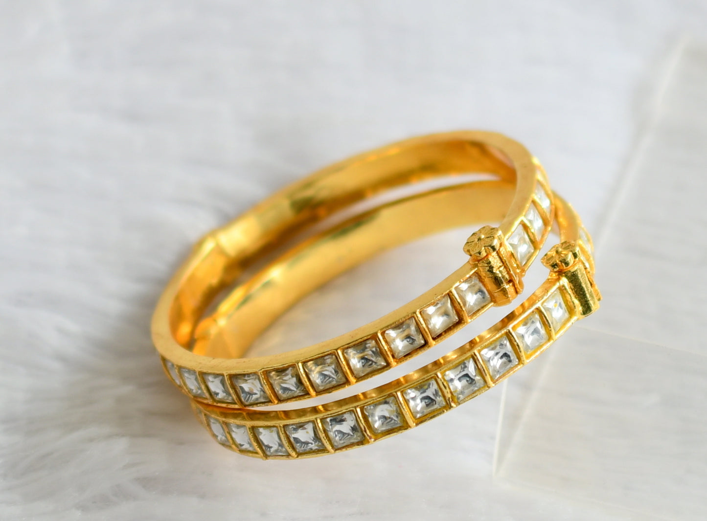 Gold tone white kundan jadau screw type bangles(2.6) dj-50734