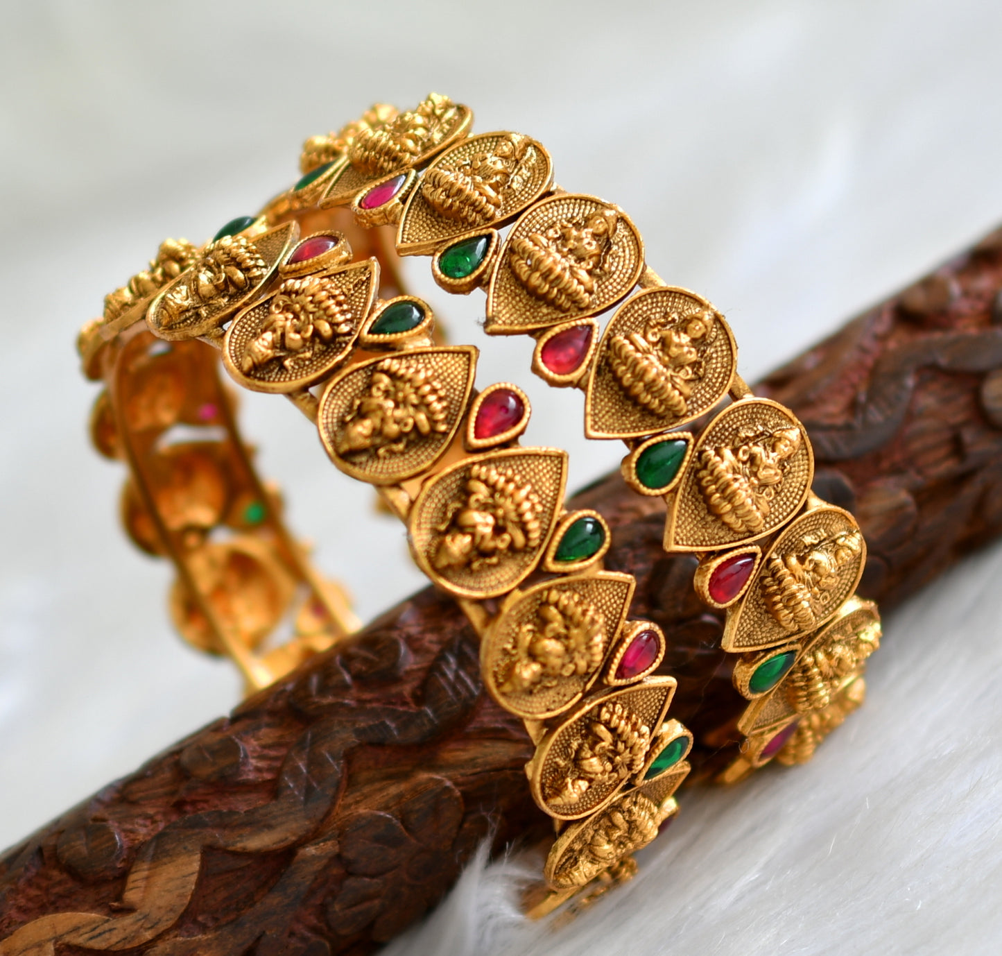 Matte finish kemp-green lakshmi bangles(2.6) dj-43684