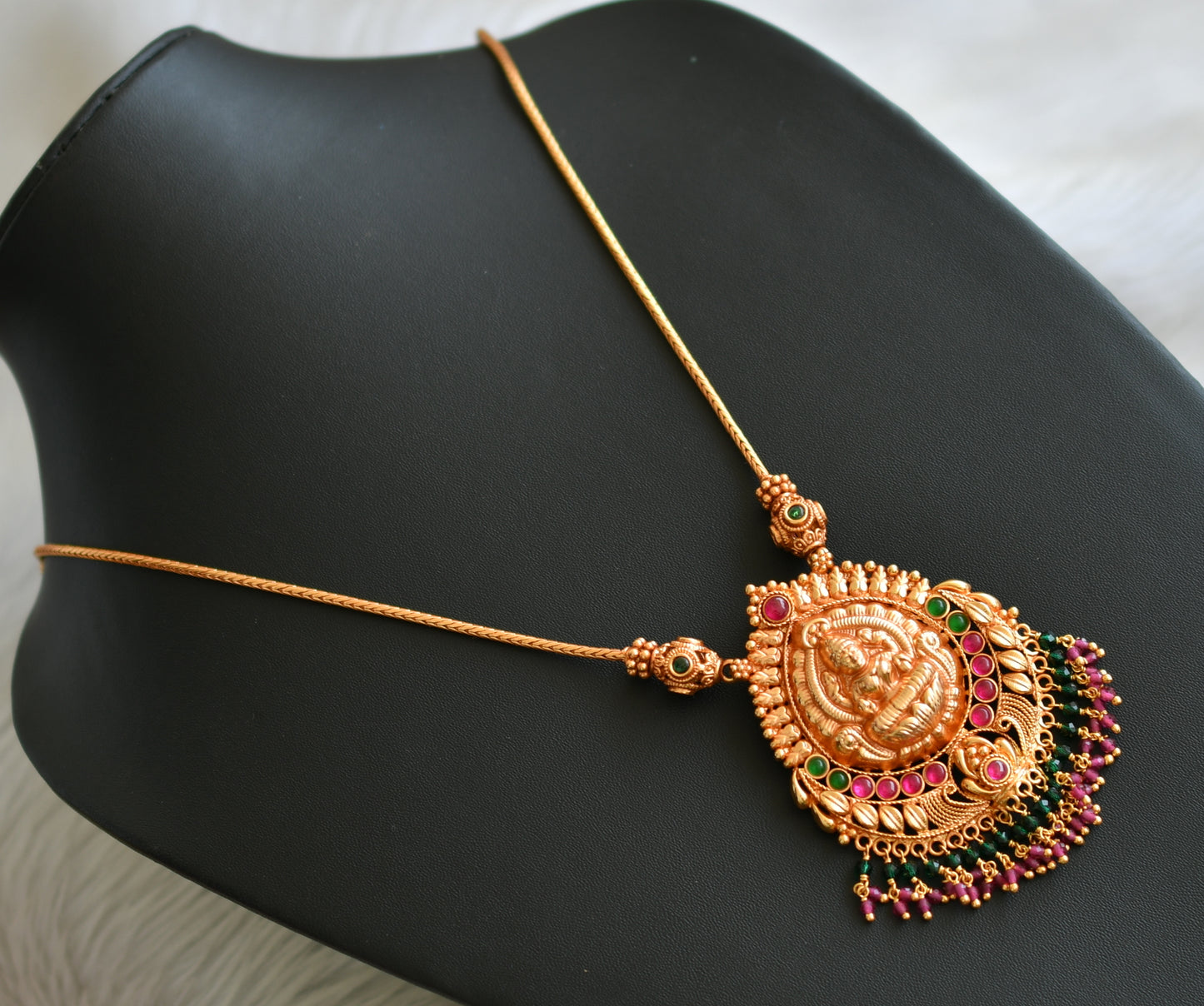 Gheru finish kemp-green Lakshmi chain necklace dj-42402