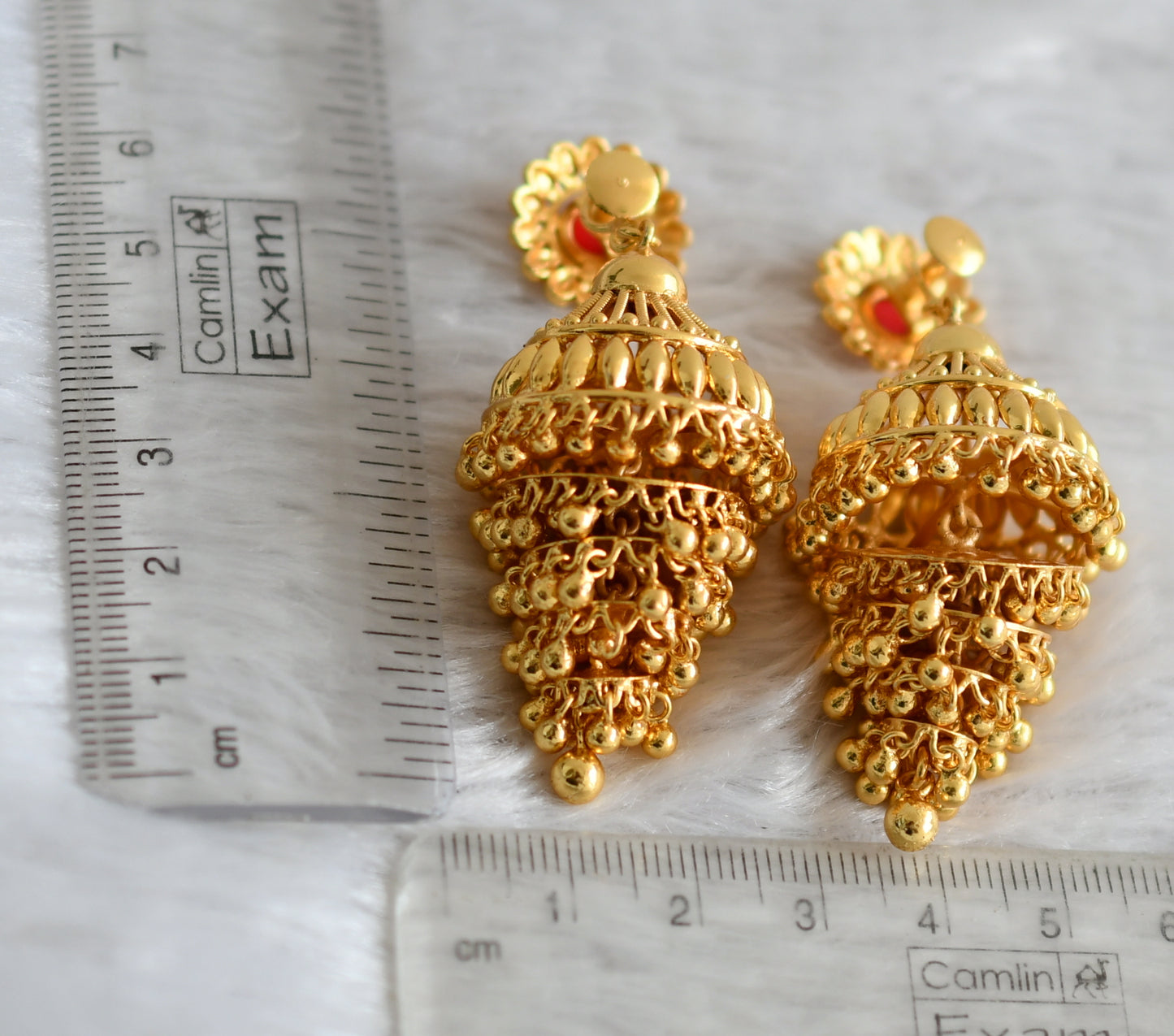 Gold tone coral stone step jhumkka dj-48827