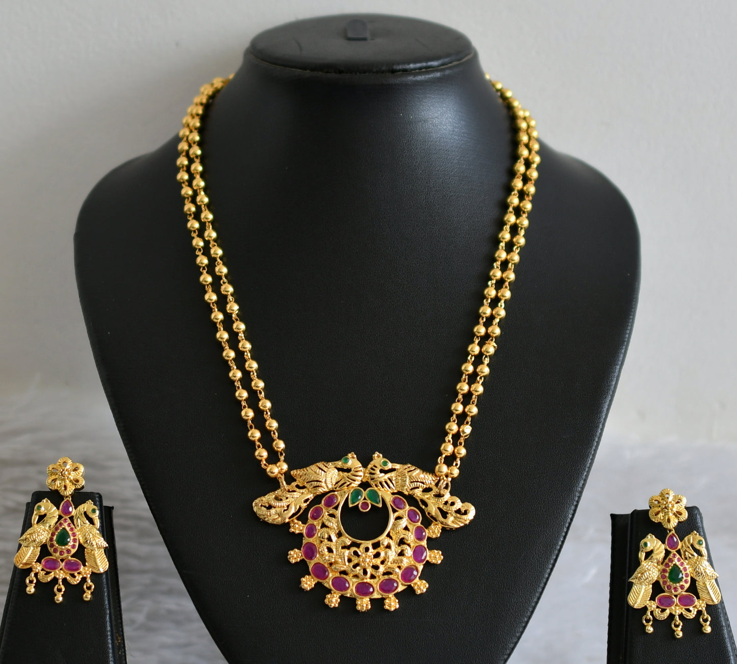 Gold tone ruby-green peacock necklace set dj-48830