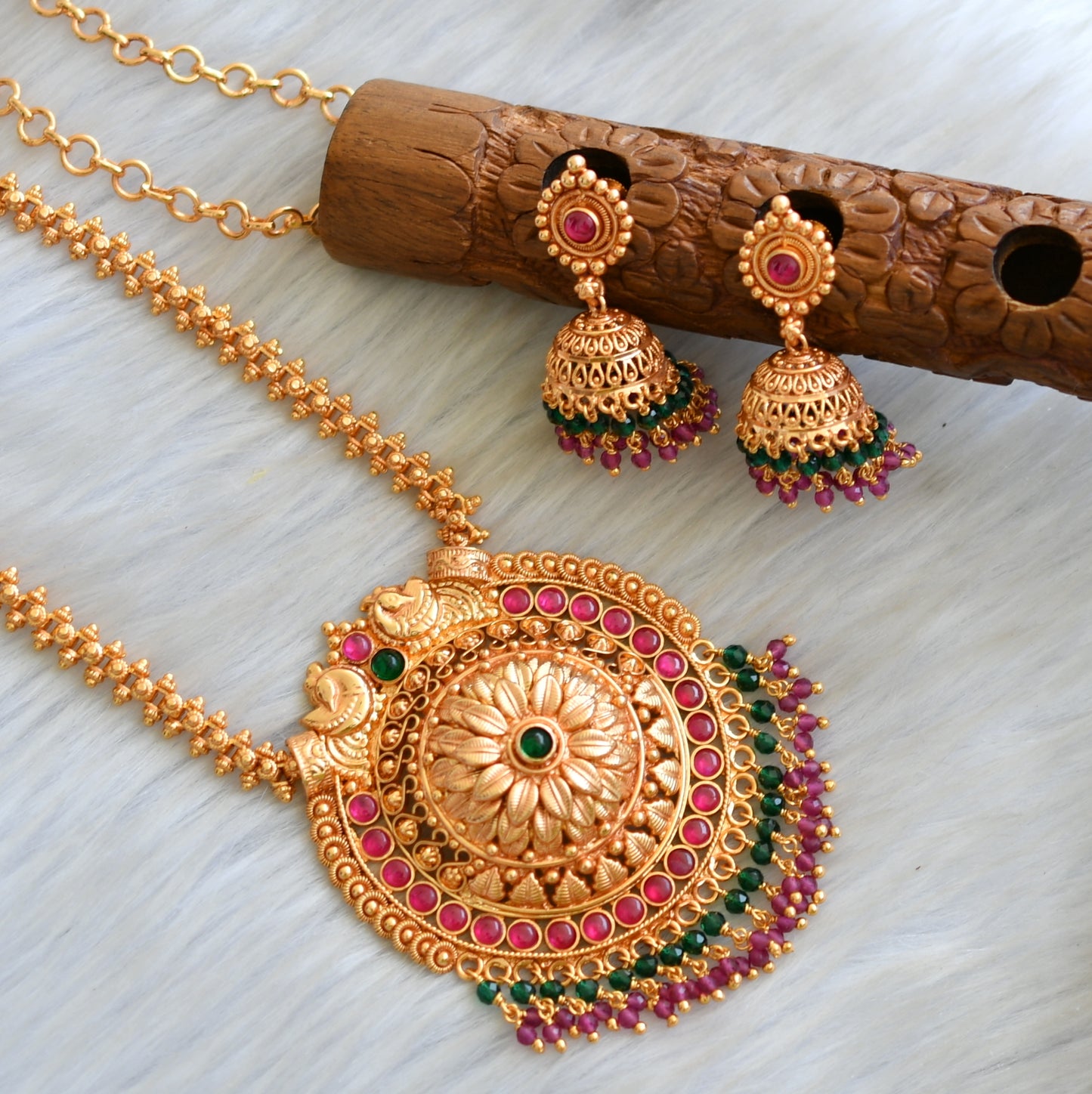 Gheru finish Kemp-green peacock necklace set dj-42411