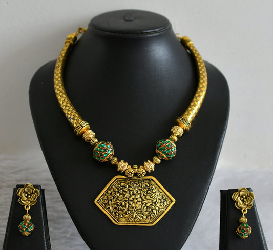 Antique Gold Tone Green Rudhra ball Necklace Set DJ25912