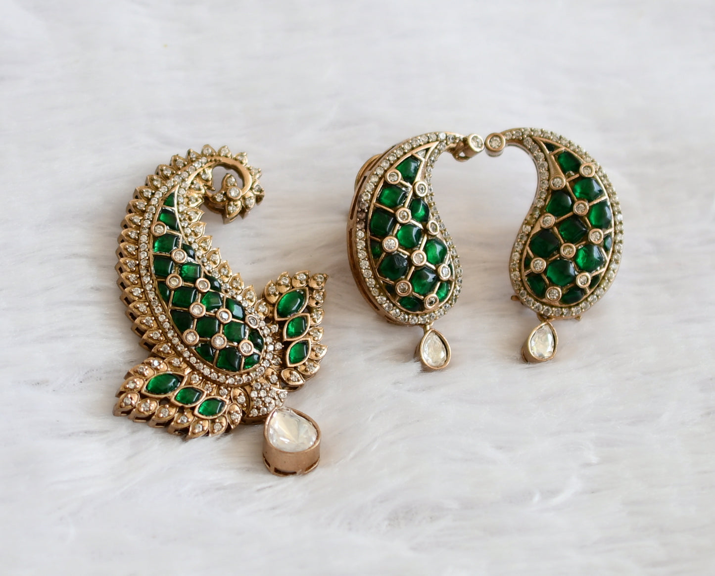 Antique gold tone green-white kundan jadau mango pendant set dj-50737