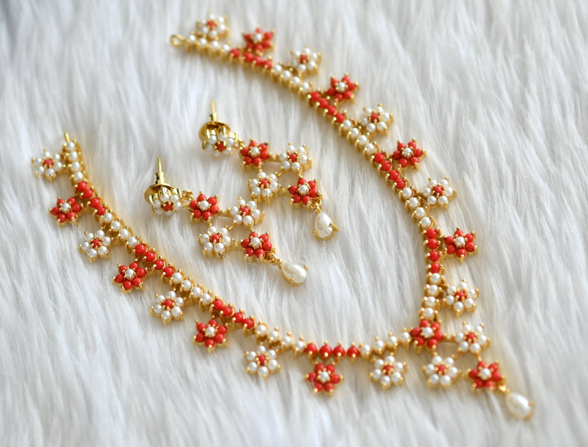 Gold tone pearl-coral stone flower necklace set dj-43722 โ dreamjwell