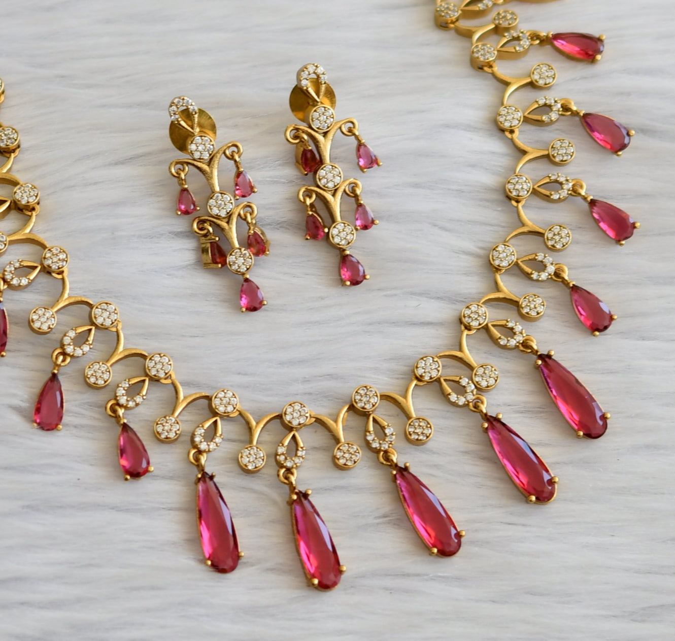 matte finish cz white-magenta pink stone necklace set dj-45353