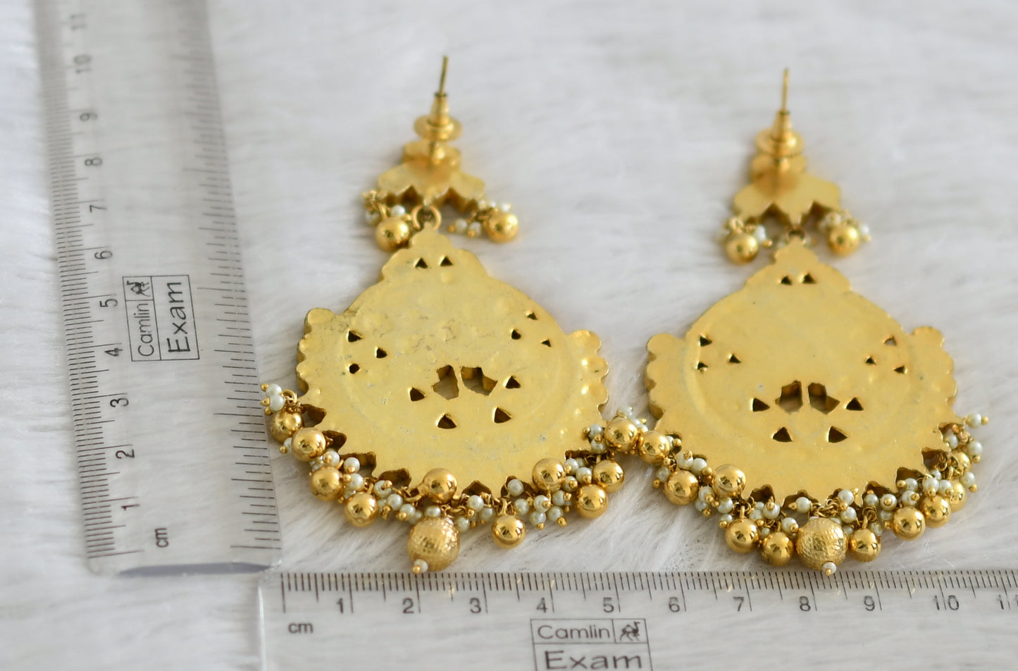 Gold tone Kundan Jadau Big Earrings DJ17804