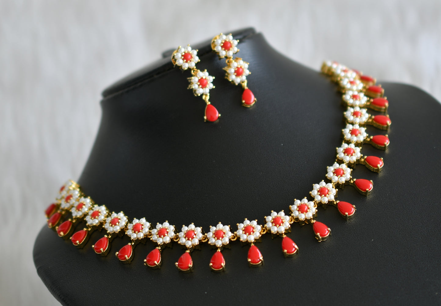 Gold tone pearl-coral stone flower necklace set dj-43712