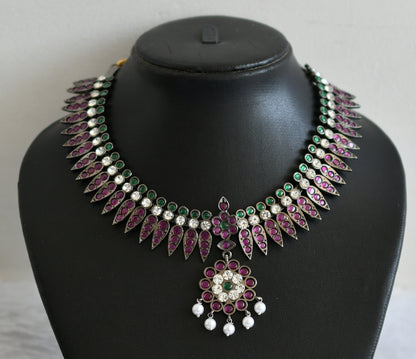 Black finish precious kemp-green-white mulla mottu pearl necklace dj-50754