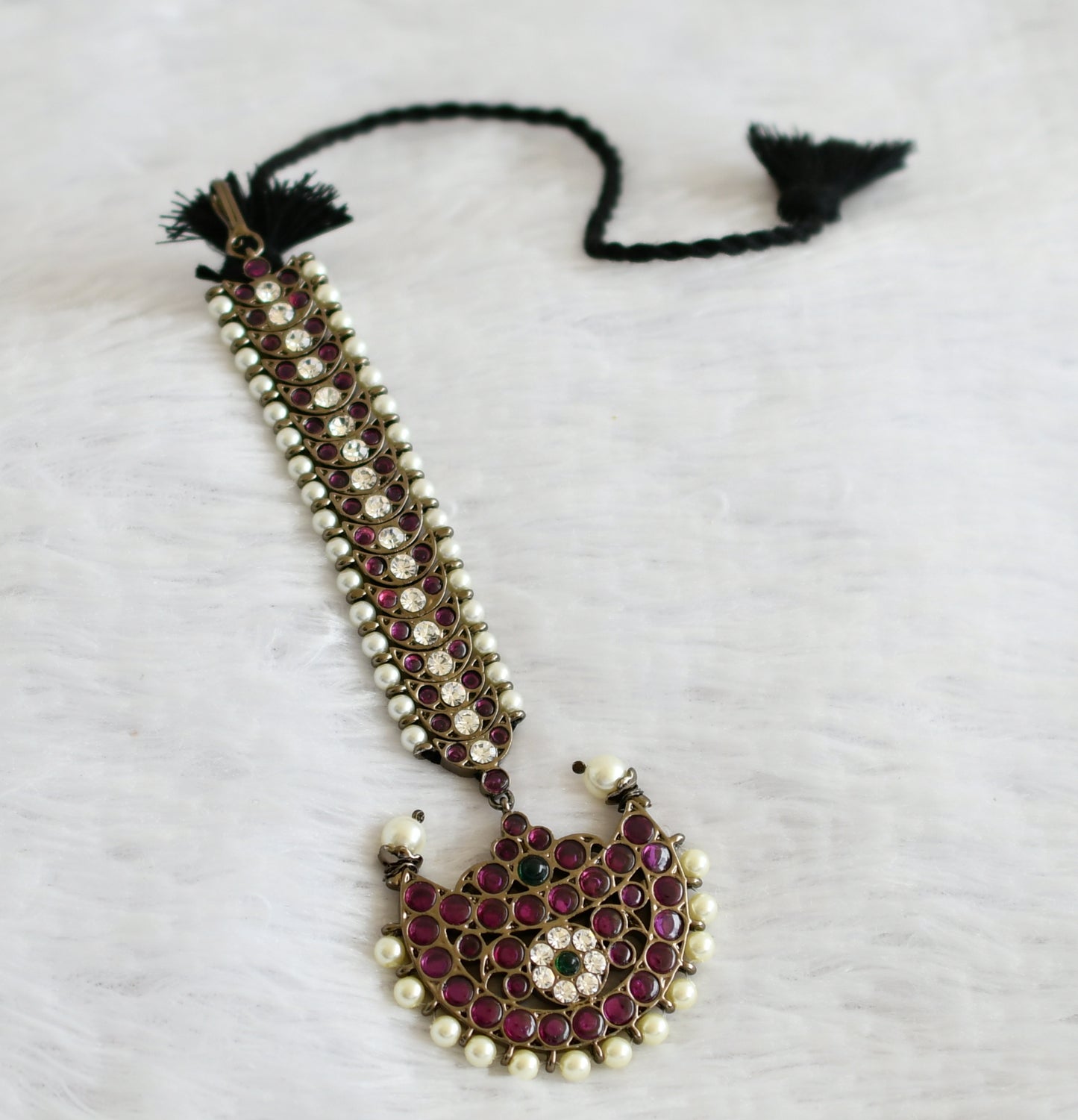 Black finish precious kemp-green-white pearl moon tikka dj-50765