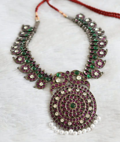 Black finish precious kemp-green-white mango-peacock flower necklace dj-50764