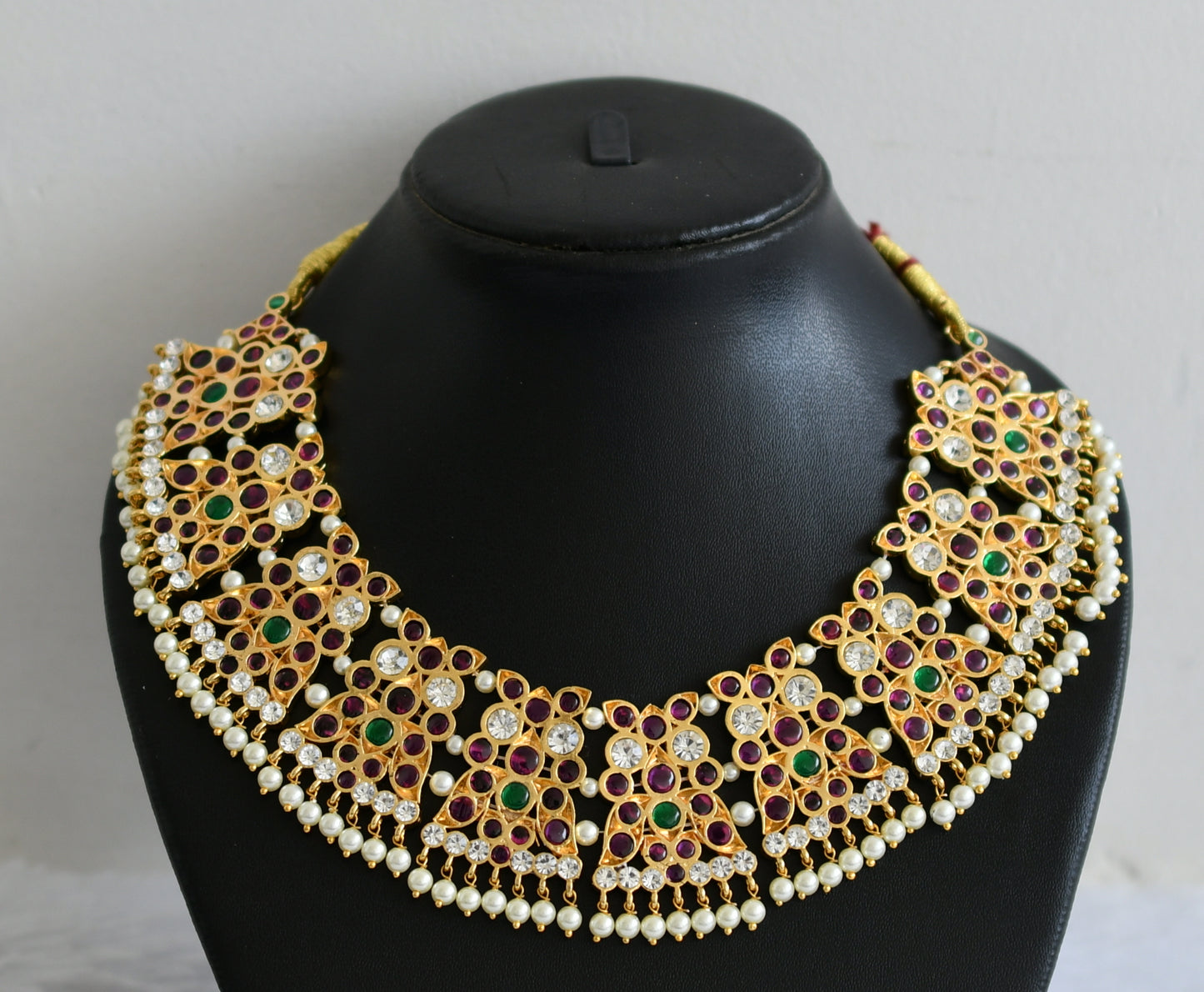Gold tone precious kemp-green-white pearl peacock necklace dj-50776