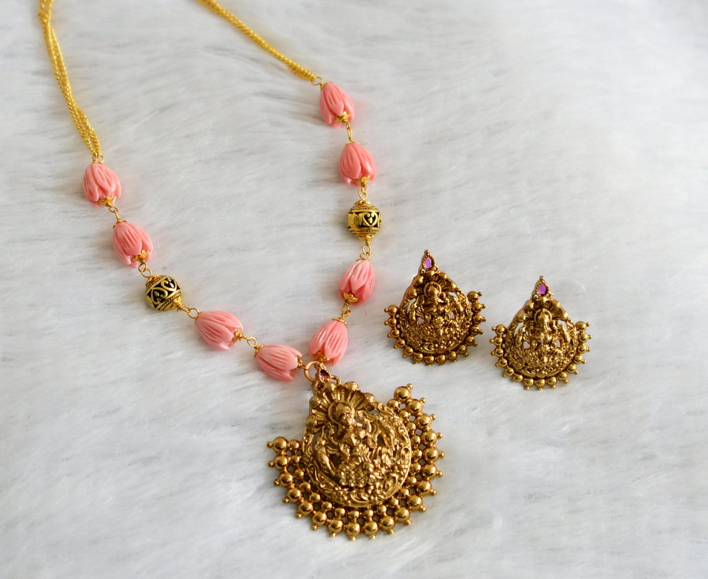 Matte finish baby pink tulip beaded kemp stone lakshmi necklace set dj-47048