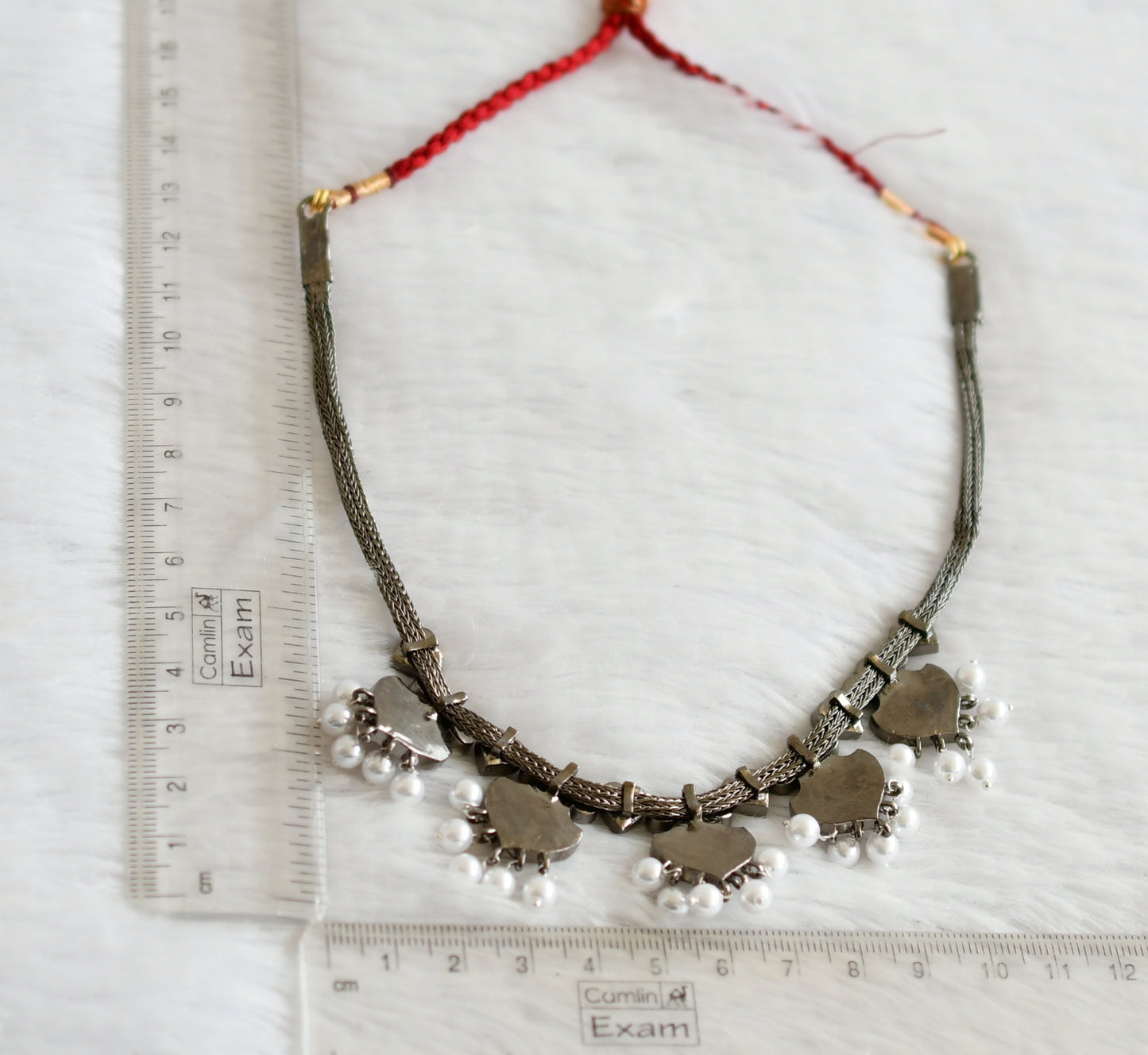 Black finish precious kemp-green-white pearl necklace dj-50762