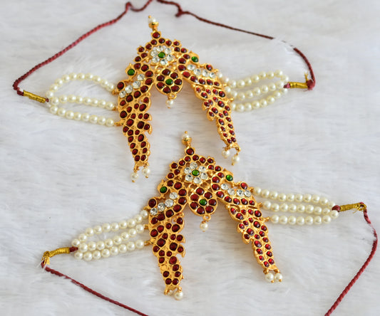 Gold tone kemp-green-white pearl armlets dj-50804