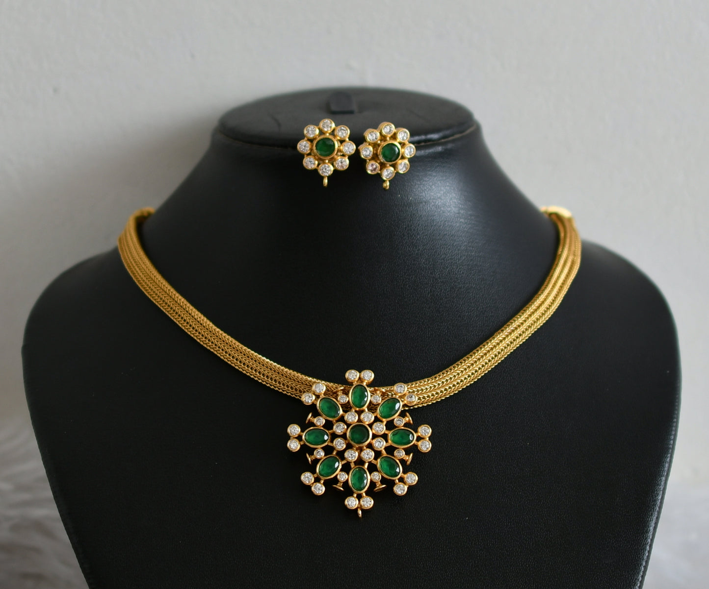 Matte finish cz green stone flower necklace set dj-48856