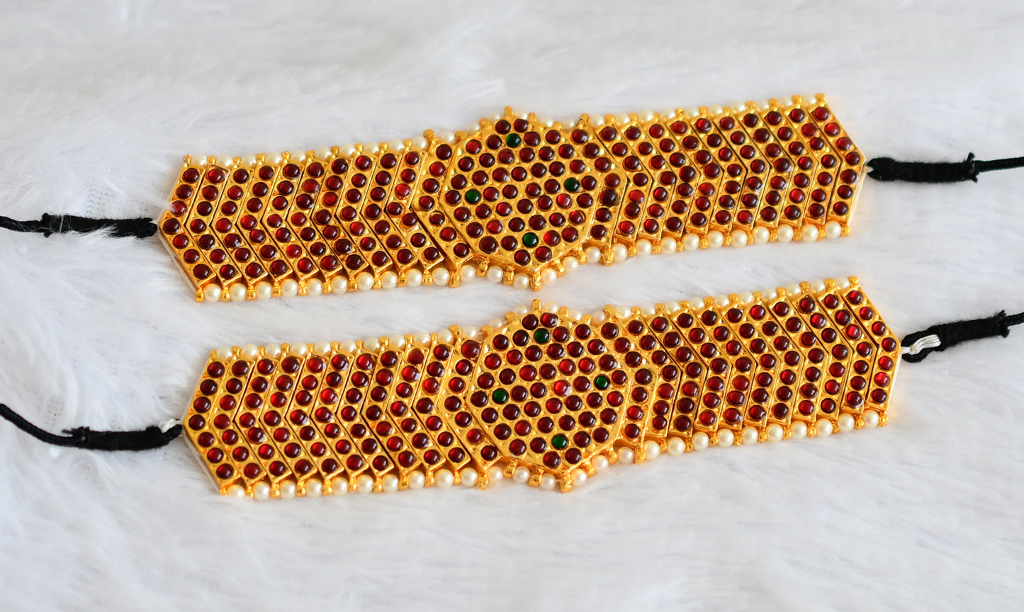 Gold tone kemp-green pearl armlets dj-50803