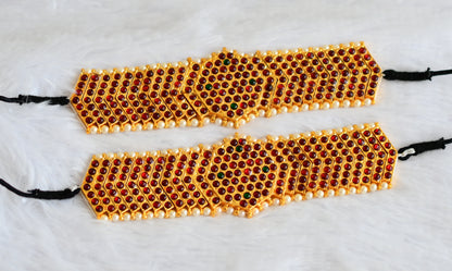 Gold tone kemp-green pearl armlets dj-50803