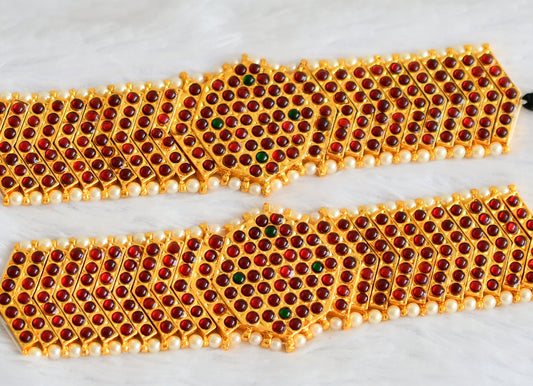 Gold tone kemp-green pearl armlets dj-50803