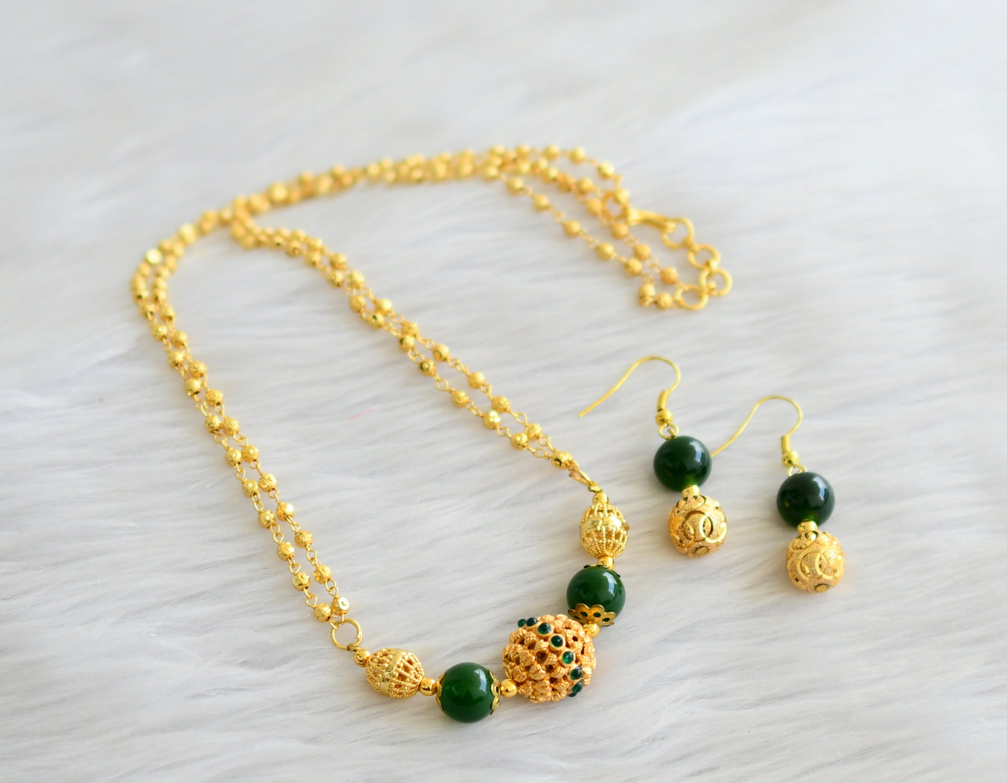 Gold tone green kemp beaded necklace set dj-02924