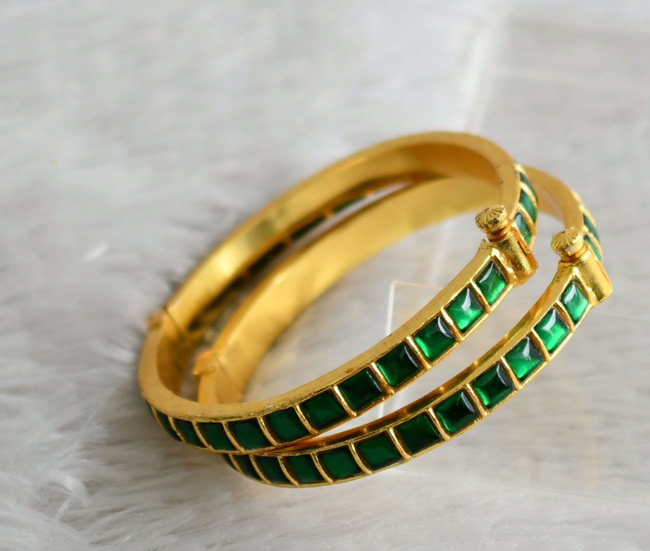 Gold tone green kundan jadau screw type bangles(2.4) dj-48894